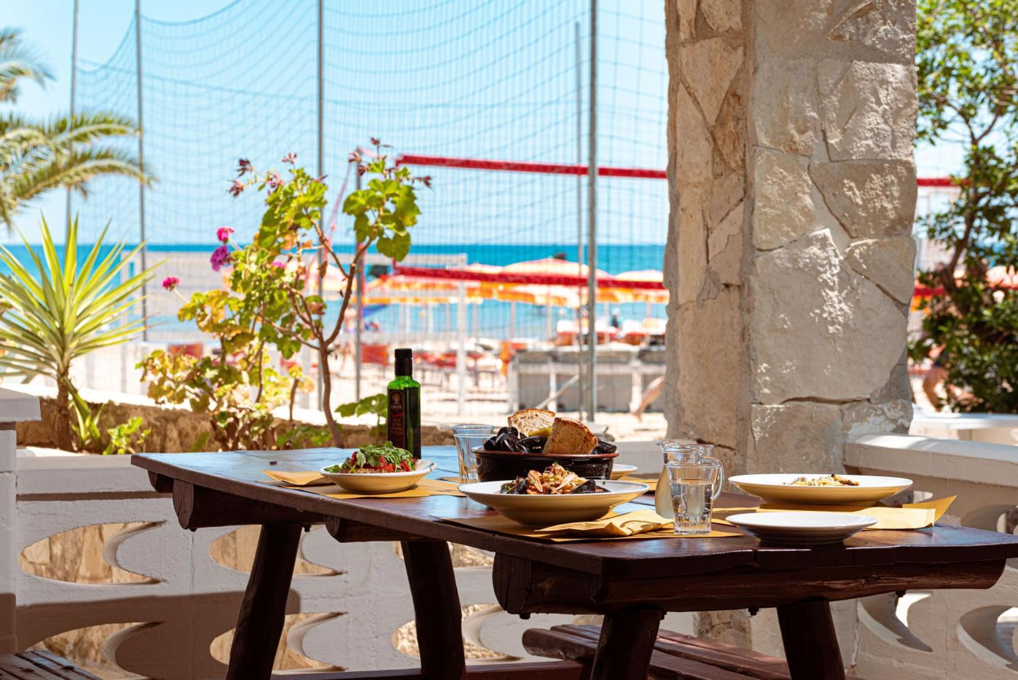 Villaggio Camping Punta Lunga Vieste Ngoại thất bức ảnh