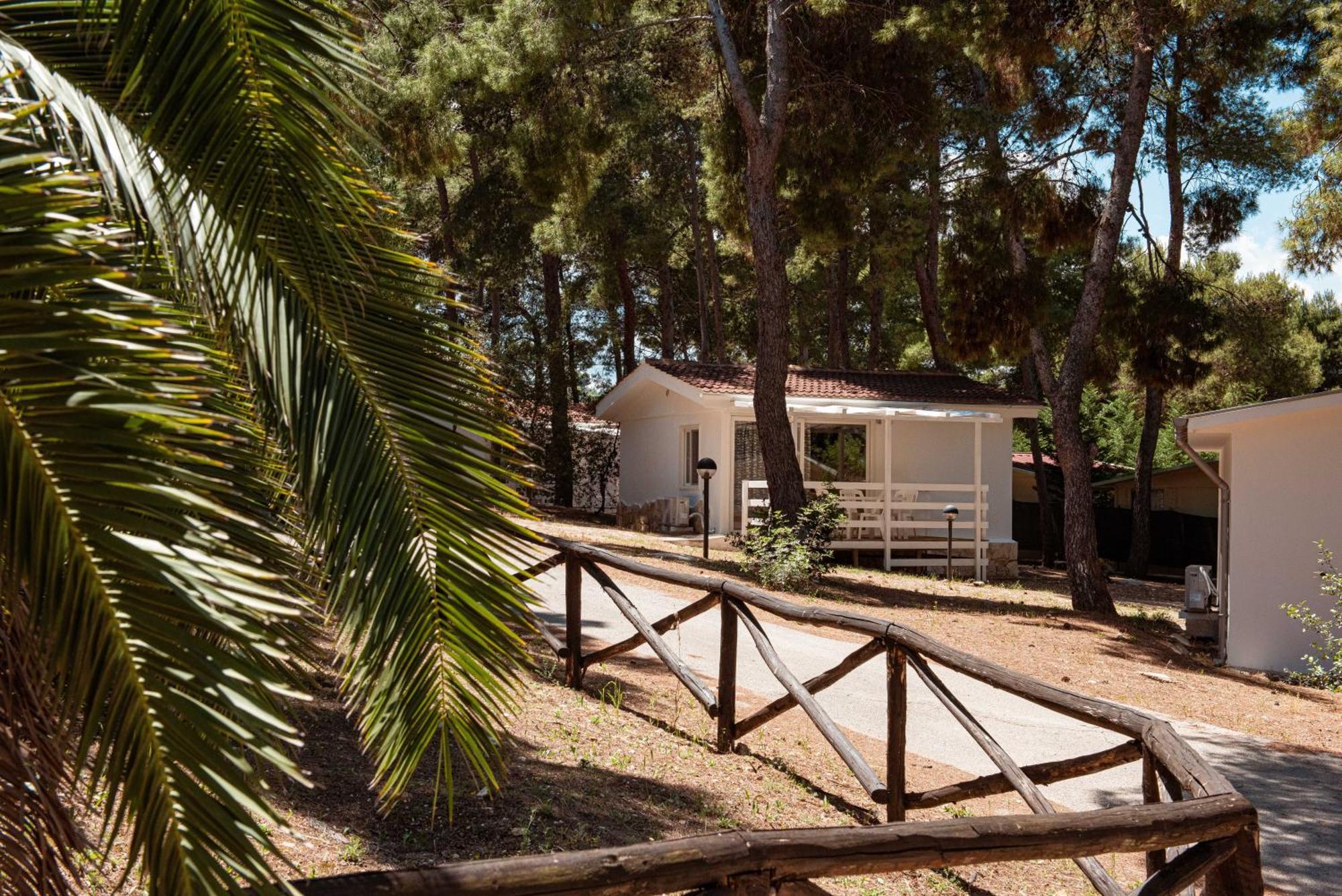 Villaggio Camping Punta Lunga Vieste Ngoại thất bức ảnh